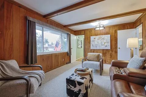 Living - 1013 Ligorio Ave, Greenhills, OH 45218 photo 6 of 8
