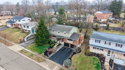 View/Area - 1013 Ligorio Ave, Greenhills, OH 45218 photo 2 of 9