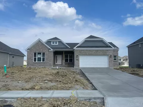 5976 Hawks Ln, Milford, OH 45150