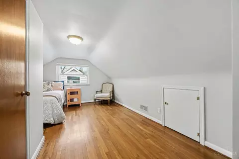 Bedroom - 8628 Mockingbird Ln, Cincinnati, OH 45231 photo 3 of 3