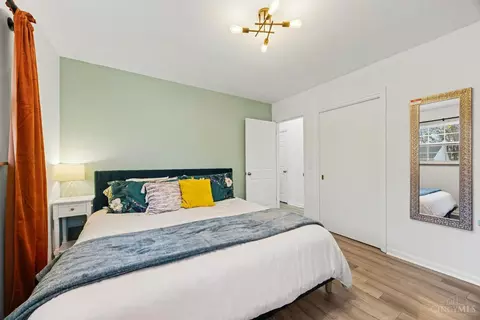 Bedroom - 8628 Mockingbird Ln, Cincinnati, OH 45231 photo 2 of 3
