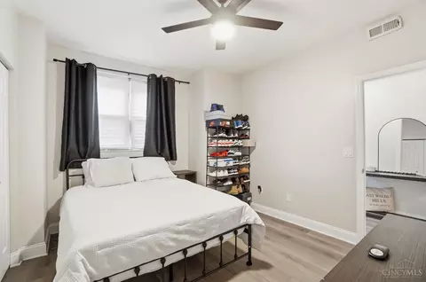 Bedroom - 933 Auburnview Dr, Cincinnati, OH 45206 photo 1 of 1