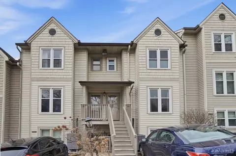 933 Auburnview Dr, Cincinnati, OH 45206