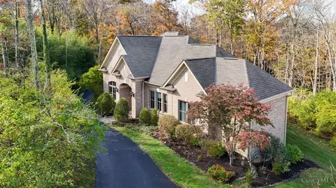 7365 Drake Rd, Cincinnati, OH 45243
