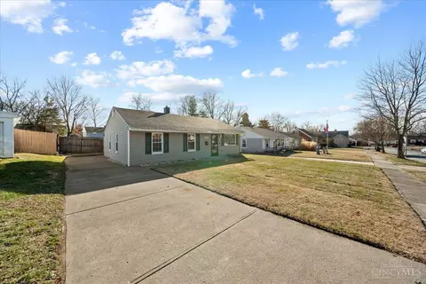 3373 Kathy Ln, Cincinnati, OH 45238