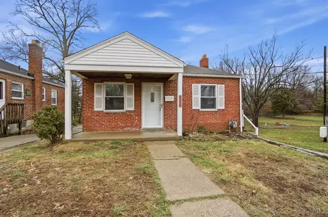 3935 Carrie Ave, Cheviot, OH 45211