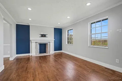 Living - 1759 John Gray Rd, Cincinnati, OH 45240 photo 2 of 6