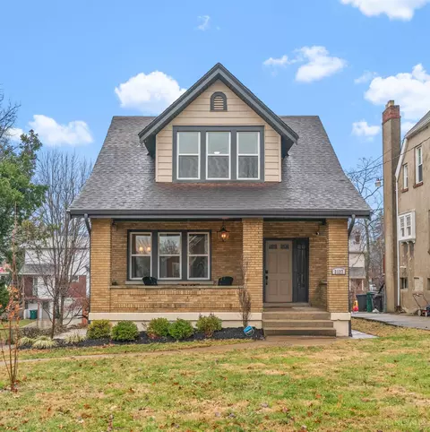 3127 Penrose Pl, Cincinnati, OH 45211
