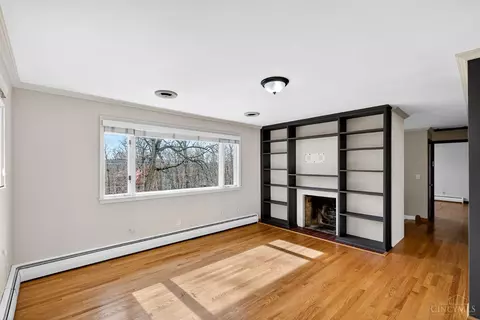 Living - 11520 Edgewood Rd, Harrison, OH 45030 photo 2 of 9