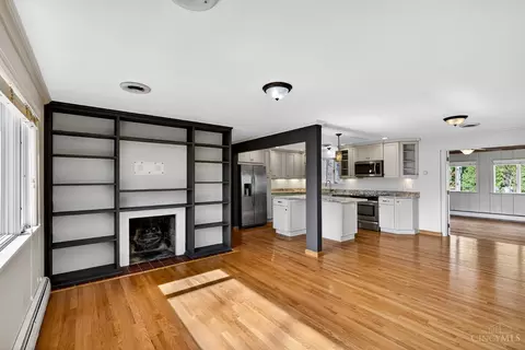 Living - 11520 Edgewood Rd, Harrison, OH 45030 photo 3 of 9