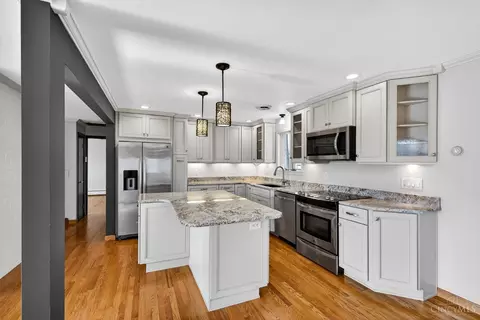 Kitchen - 11520 Edgewood Rd, Harrison, OH 45030 photo 3 of 6