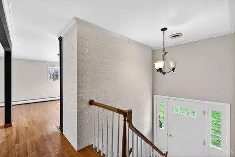 Entry Way - 11520 Edgewood Rd, Harrison, OH 45030 photo 2 of 4