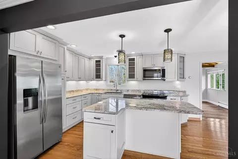 Kitchen - 11520 Edgewood Rd, Harrison, OH 45030 photo 2 of 6