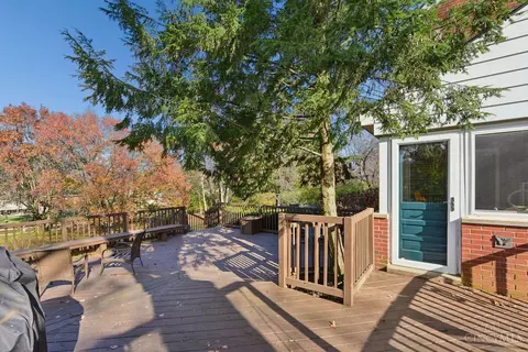Exterior - 852 Finney Trl, Cincinnati, OH 45224 photo 5 of 9