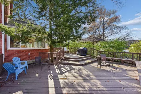 Exterior - 852 Finney Trl, Cincinnati, OH 45224 photo 6 of 9