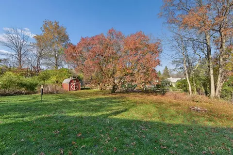 Exterior - 852 Finney Trl, Cincinnati, OH 45224 photo 7 of 9
