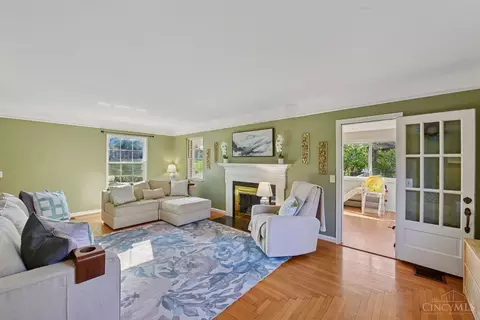 Living - 852 Finney Trl, Cincinnati, OH 45224 photo 3 of 3