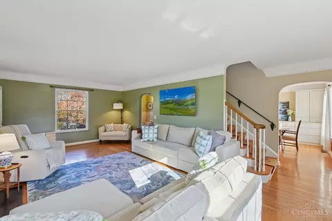 Living - 852 Finney Trl, Cincinnati, OH 45224 photo 1 of 3