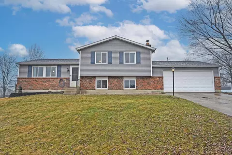 4243 Moselle Dr, Liberty Twp, OH 45011