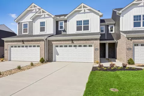 7225 Grandway Dr, West Chester, OH 45069
