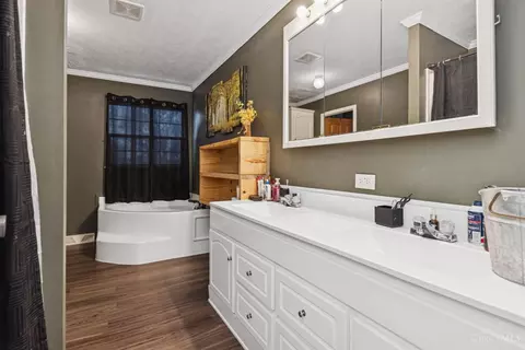 Bath - 5635 Thomas Rd, Georgetown, OH 45121 photo 2 of 3