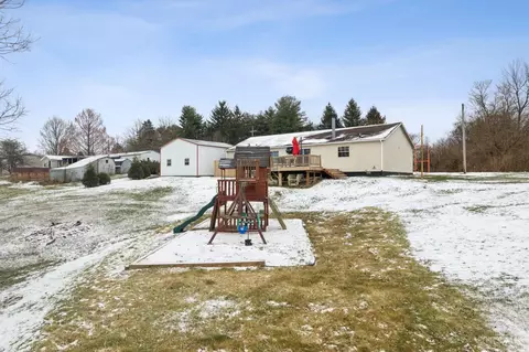 Exterior - 5635 Thomas Rd, Georgetown, OH 45121 photo 5 of 6