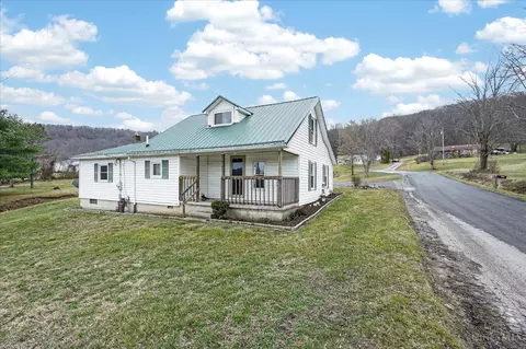 6366 Green Ridge Rd, Peebles, OH 45660