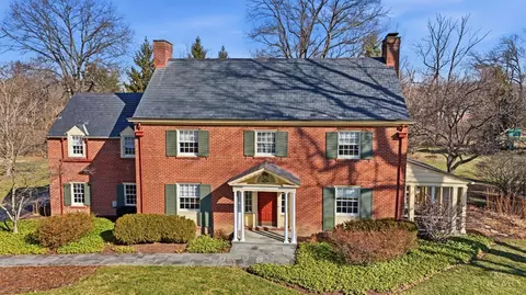 2606 Section Rd, Amberley, OH 45237