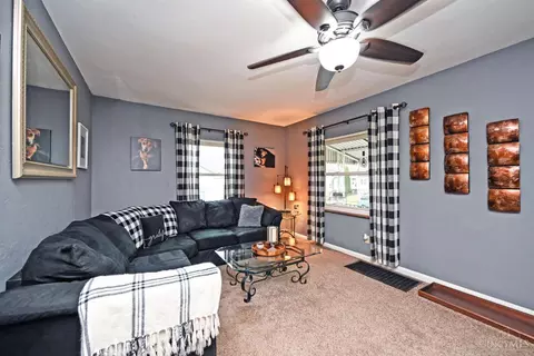 Living - 5630 Eula Ave, Cincinnati, OH 45248 photo 2 of 4