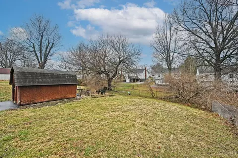 Exterior - 5630 Eula Ave, Cincinnati, OH 45248 photo 6 of 8