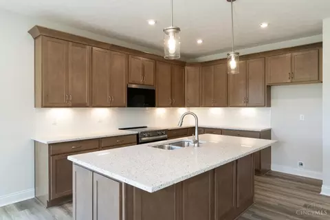 Kitchen - 2463 Bartam Ln, Harrison, OH 45030 photo 2 of 3