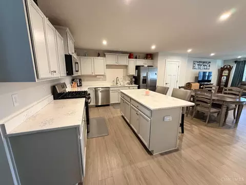 1283 Cavanaugh Ln, Harrison, OH 45030 photo 4