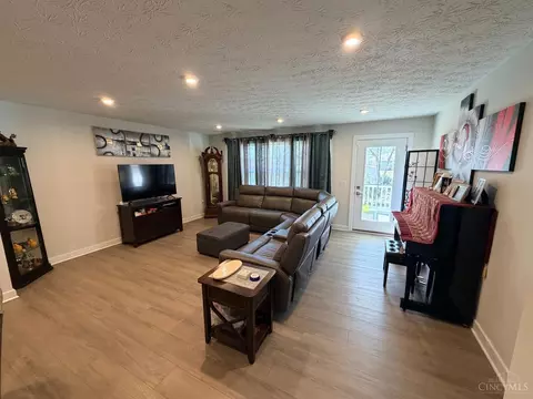 1283 Cavanaugh Ln, Harrison, OH 45030 photo 9