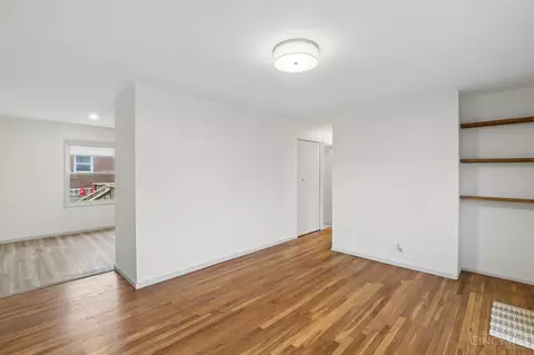 Living - 498 Odin Dr, Cincinnati, OH 45244 photo 4 of 5