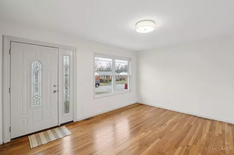 Living - 498 Odin Dr, Cincinnati, OH 45244 photo 1 of 5
