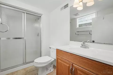 Bath - 3319 De Forest Dr, Cincinnati, OH 45209 photo 3 of 3