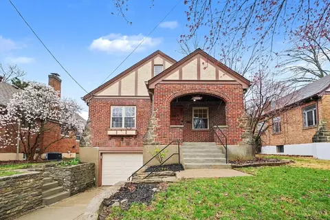 3319 De Forest Dr, Cincinnati, OH 45209