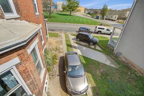 Exterior - 4309 Vine St, Cincinnati, OH 45217 photo 14 of 15
