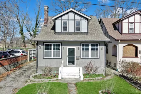 810 Fred Shuttlesworth Cir, Cincinnati, OH 45229