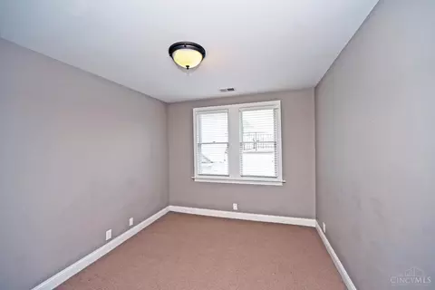 Bedroom - 3425 Berry Ave, Cincinnati, OH 45208 photo 4 of 6