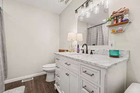 Bath - 9864 Baughman Rd, Harrison, OH 45030 photo 3 of 3