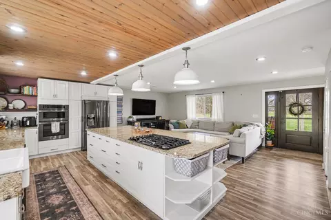 Kitchen - 9864 Baughman Rd, Harrison, OH 45030 photo 1 of 3