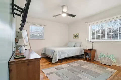 Bedroom - 3617 Fieldcrest Dr, Cincinnati, OH 45211 photo 4 of 8