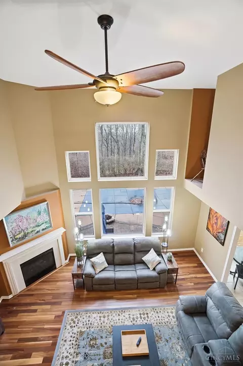 Living - 789 Dorgene Ln, Cincinnati, OH 45244 photo 6 of 6