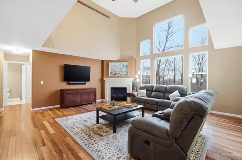 Living - 789 Dorgene Ln, Cincinnati, OH 45244 photo 2 of 6