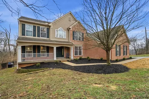 Exterior - 789 Dorgene Ln, Cincinnati, OH 45244 photo 3 of 16
