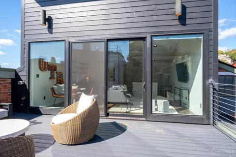 Exterior - 419 Thirteenth St, Cincinnati, OH 45202 photo 6 of 8