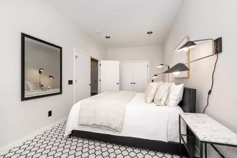Bedroom - 419 Thirteenth St, Cincinnati, OH 45202 photo 2 of 12