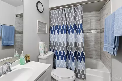 Bath - 1006 Hearthstone Dr, Cincinnati, OH 45231 photo 2 of 4