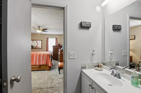 Bath - 1006 Hearthstone Dr, Cincinnati, OH 45231 photo 3 of 4